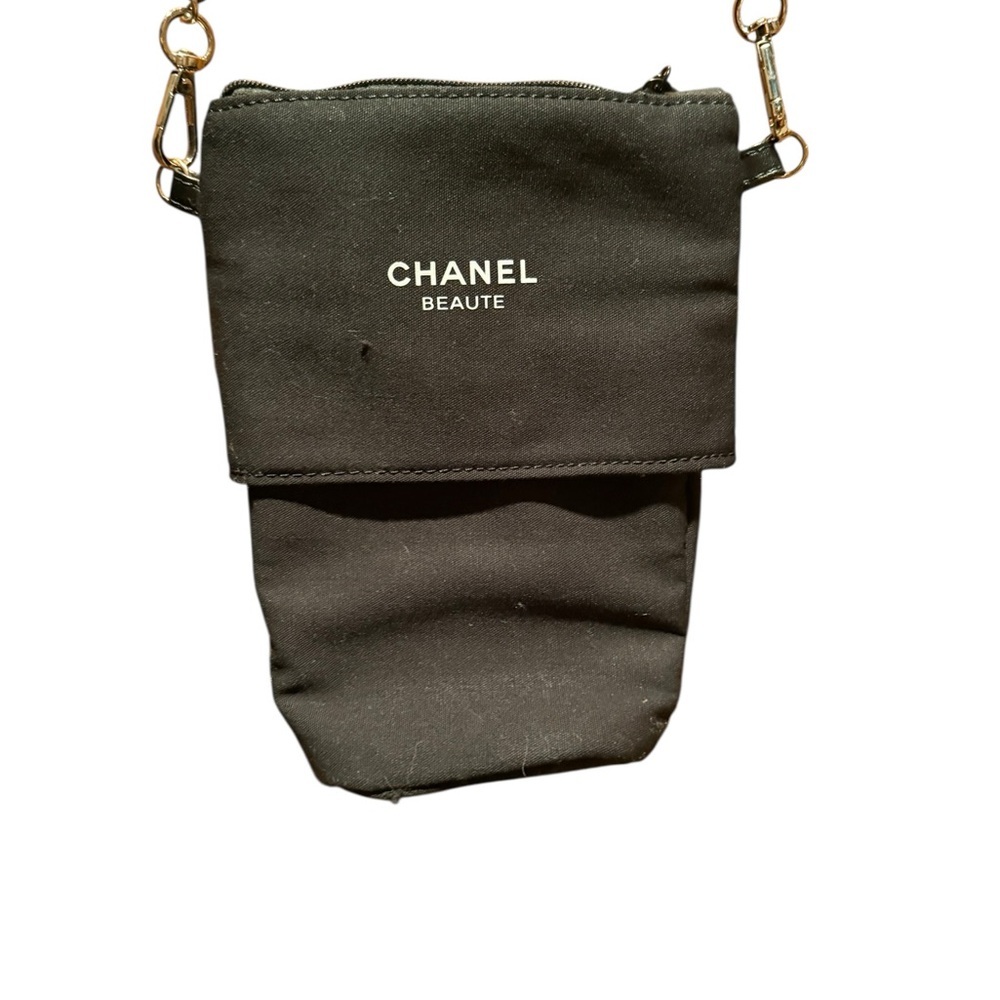 CHANEL Beauté Black Zip Cosmetic Pouch - Picture 4 of 5